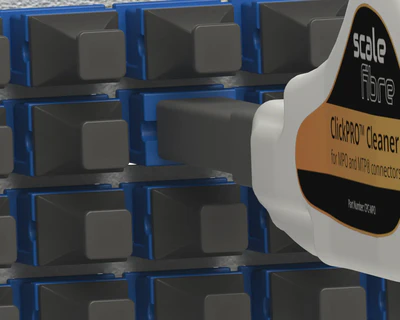 ClickPRO™ Limpador MPO/MTP® em close-up